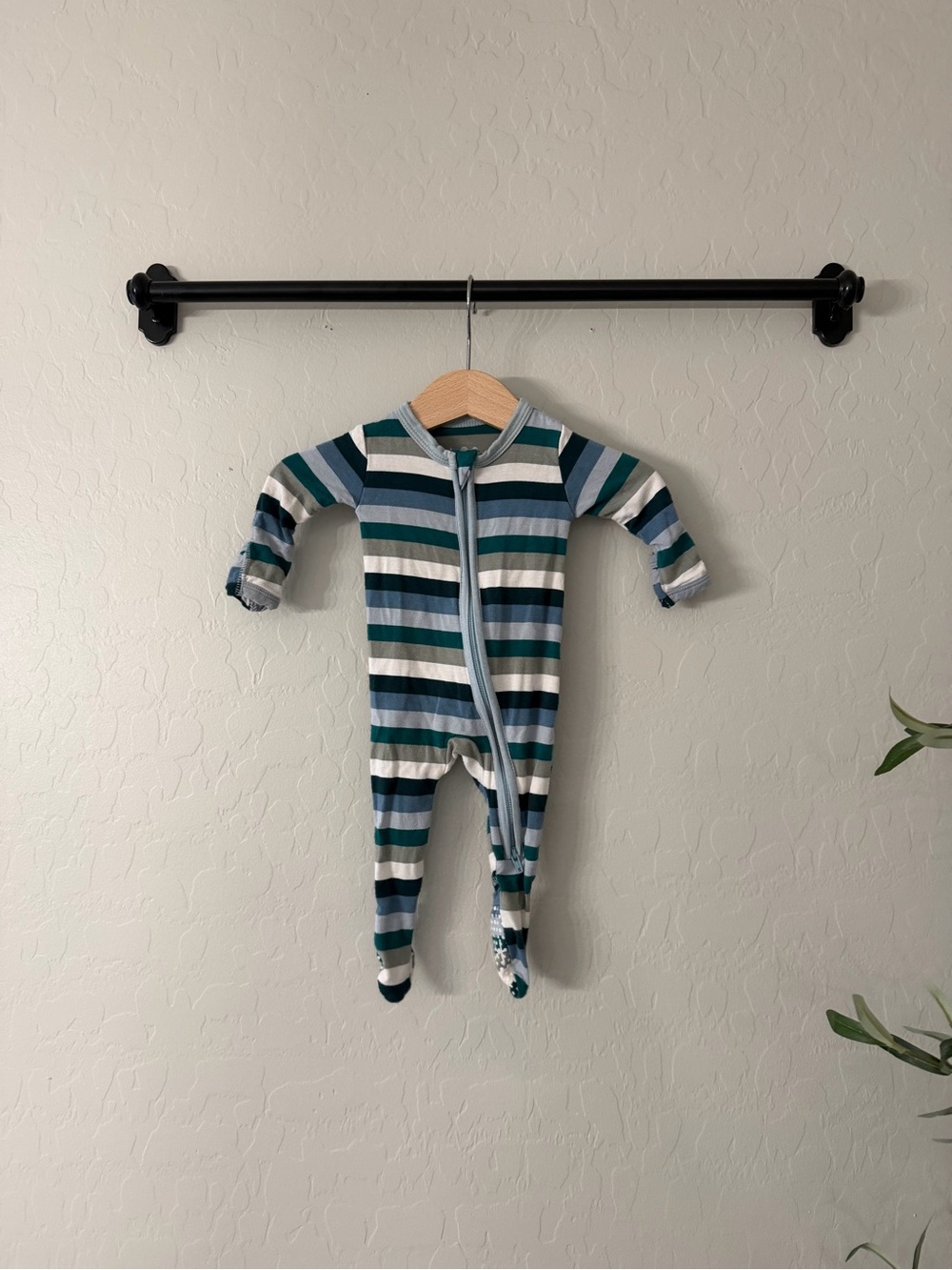 Kickee Pants Long-Sleeve Footed Stripe Pajamas